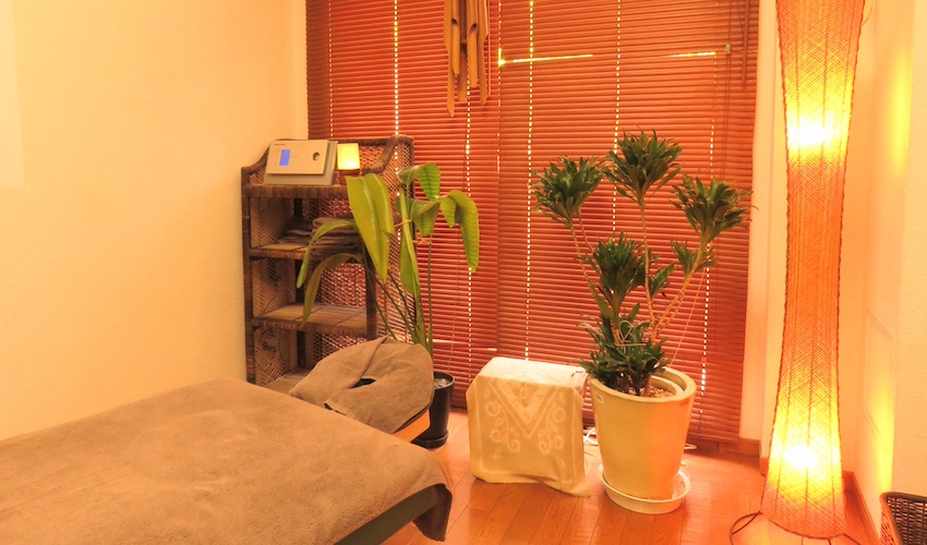 個室レンタルサロン